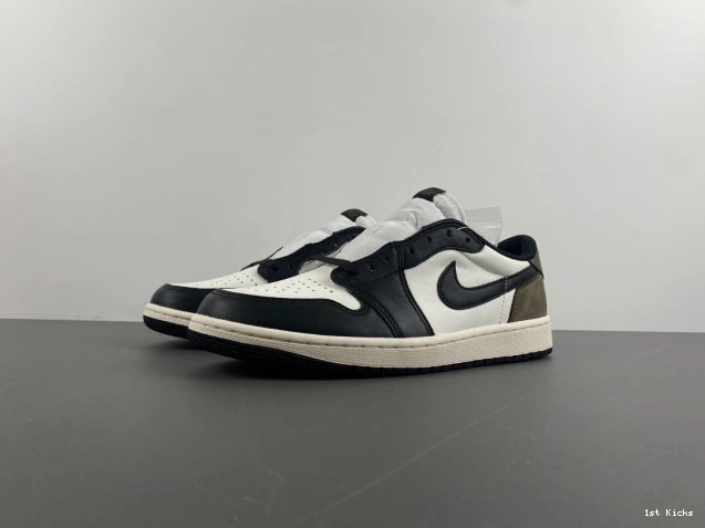 CZ0790-102 1 Air OG Low Mocha Jordan 0822